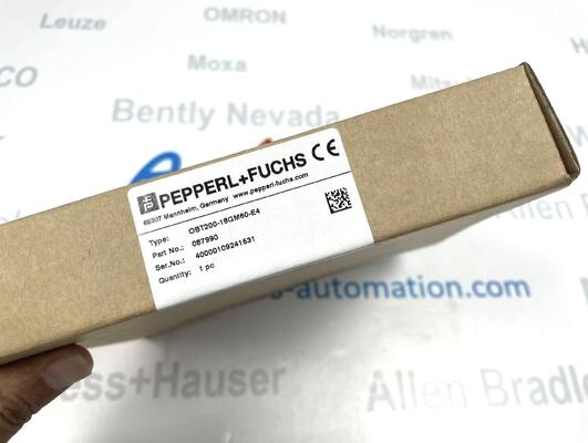 Pepperl+Fuchs OBT200-18GM-E4 확산 광전 센서