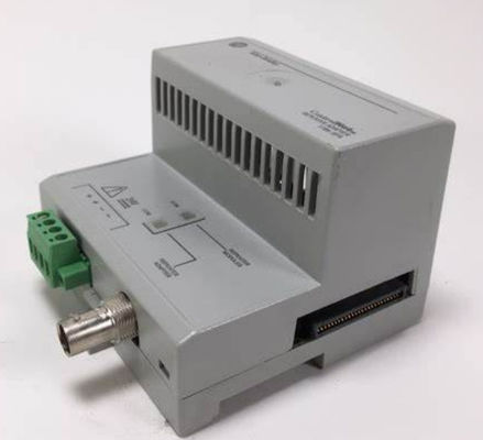 1786-RPA ALLEN BRADLEY 제어 네트워크 모듈 반복 어댑터 24 볼트 DC