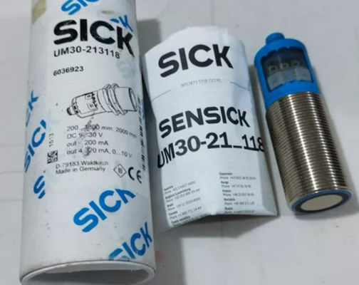SICK UM30-213118 초음파 거리 센서 UM30 스레드 크기 M30 X 1.5