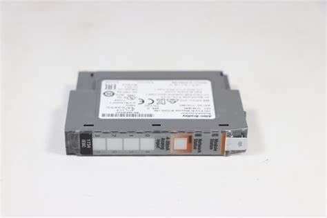 앨런 브래들리 1734-IE8C POINT I/O 전류 신호용 아날로그 입력 모듈