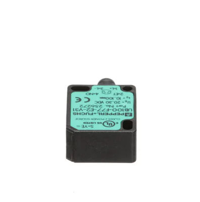 페퍼럴 퓨치스 초음파 직접 탐지 센서 UB100-F77-E2-V31 응답 지연 ≤ 50 ms 질량 10 g