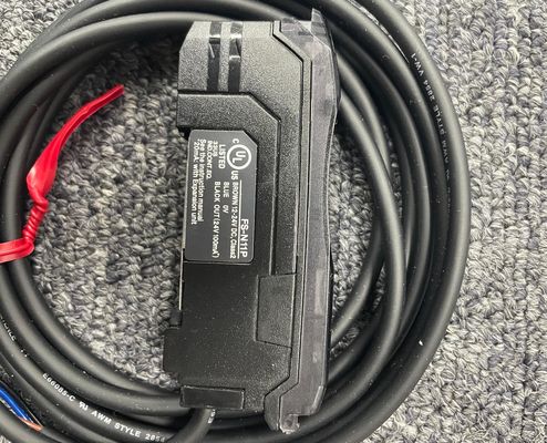 KEYENCE FS-N11P 디지털 광섬유 센서 PNP 출력 메인 유닛 케이블 유형