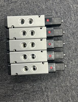 노그렌 V60... V63 시리즈 V62C513A-A218J 10-30 VDC 작동 전압과 8 디지털 입력을 가진 파일럿 소레노이드 밸브