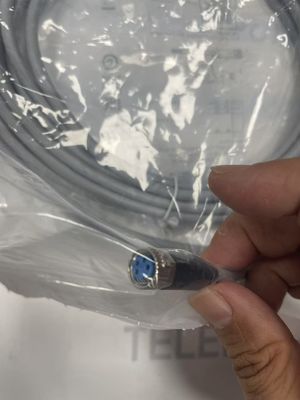 IP20 단자 EN 60529 SICK YF8U14-050VA3XLEAX 센서/액추에이터 케이블, 40mA 전류 소비