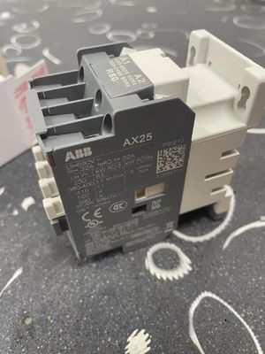 ABB AX25-30-10-80 AC 접촉기 단극 단단 신호 유형 및 IP67 보호 클래스