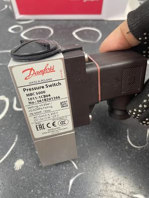 Danfoss 061B201266 MBC 압력 스위치