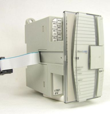 Allen-Bradley 1762-IF4는 소형 4개의 차동 채널 아날로그 입력 모듈입니다.