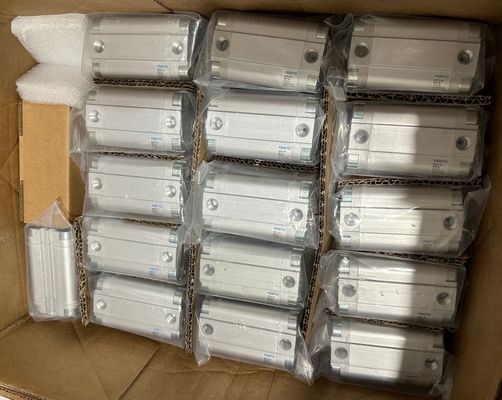 Festo 컴팩트 실린더 ADVU-32-30-P-A