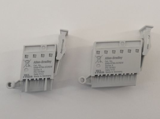 Allen-Bradley 5069-RTB64-SCREW 키트는 RTB 또는 탈착식 터미널입니다.