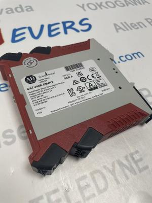 Allen-Bradley 440R-EM4R2 고신뢰 Guardmaster 안전 릴레이 확장 모듈