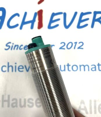 페퍼럴+푸크스 UCC1000-30GM-IUR2-V15 초음파 센서