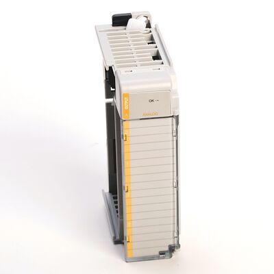 알렌 브래들리 1769-OF8C 고성능 아날로그 출력 모듈