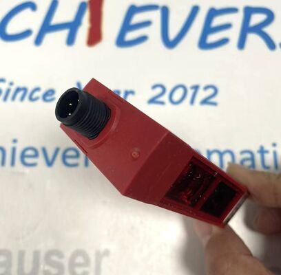 Leuze HT46CI4P-M12 Leuz의 고정밀 배경 억제 광 전기 센서