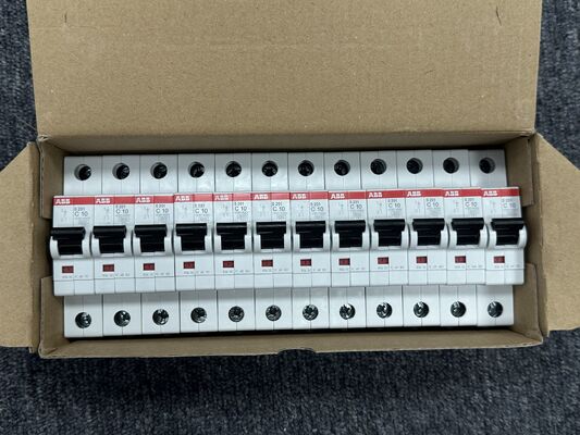 ABB S201-C10 저전압 보호용 높은 신뢰성 소형 차단기
