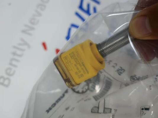 Turck BI15U-EM30WD-AP6X-H1141 유도 센서